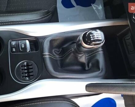 Красный Рено Kadjar, объемом двигателя 1.6 л и пробегом 243 тыс. км за 13900 $, фото 21 на Automoto.ua