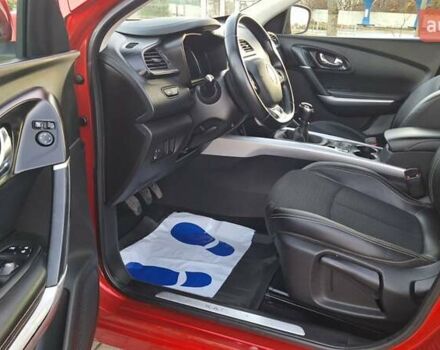 Красный Рено Kadjar, объемом двигателя 1.6 л и пробегом 243 тыс. км за 13900 $, фото 5 на Automoto.ua