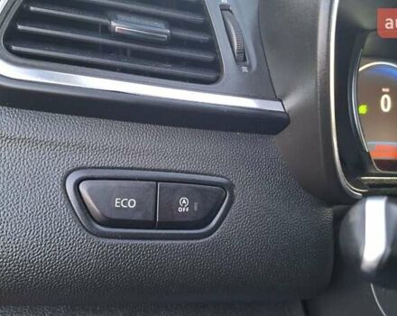 Красный Рено Kadjar, объемом двигателя 1.6 л и пробегом 243 тыс. км за 13900 $, фото 24 на Automoto.ua