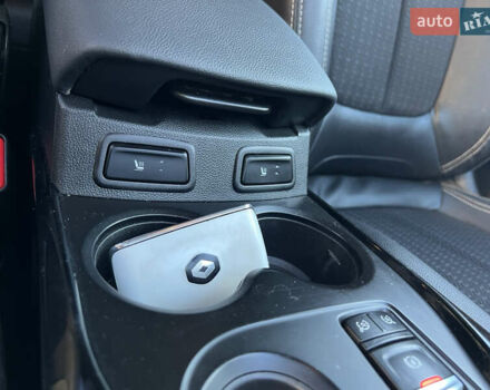 Червоний Рено Kadjar, об'ємом двигуна 1.5 л та пробігом 195 тис. км за 13950 $, фото 30 на Automoto.ua