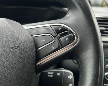 Красный Рено Kadjar, объемом двигателя 1.5 л и пробегом 195 тыс. км за 14444 $, фото 11 на Automoto.ua