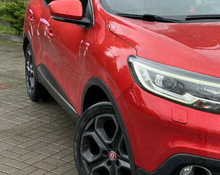 Красный Рено Kadjar, объемом двигателя 1.5 л и пробегом 195 тыс. км за 14444 $, фото 5 на Automoto.ua