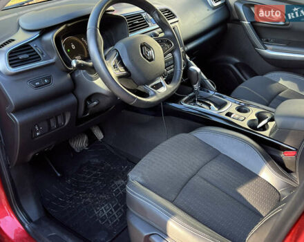 Червоний Рено Kadjar, об'ємом двигуна 1.5 л та пробігом 195 тис. км за 13950 $, фото 37 на Automoto.ua
