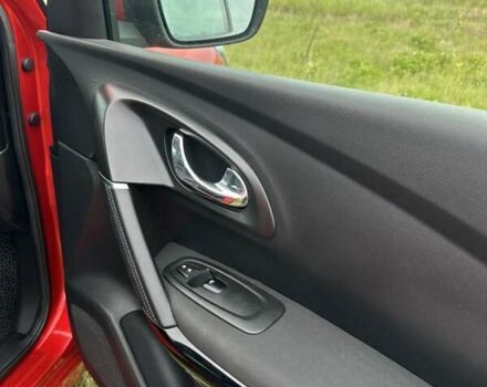 Красный Рено Kadjar, объемом двигателя 1.46 л и пробегом 185 тыс. км за 13500 $, фото 11 на Automoto.ua