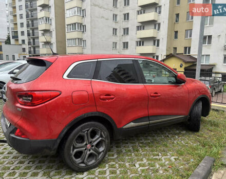 Красный Рено Kadjar, объемом двигателя 1.5 л и пробегом 195 тыс. км за 14500 $, фото 2 на Automoto.ua