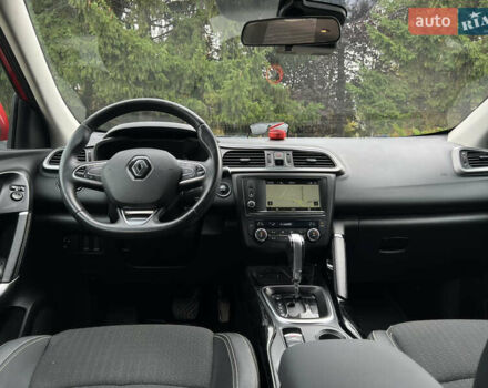 Красный Рено Kadjar, объемом двигателя 1.5 л и пробегом 195 тыс. км за 14444 $, фото 48 на Automoto.ua