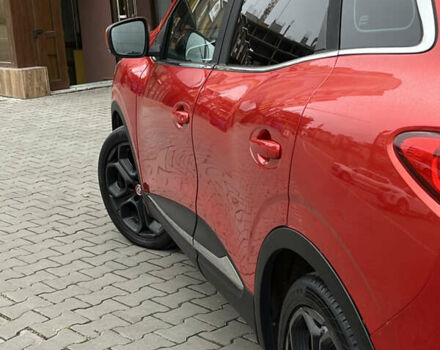 Красный Рено Kadjar, объемом двигателя 1.5 л и пробегом 196 тыс. км за 13950 $, фото 27 на Automoto.ua