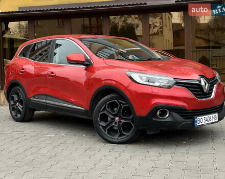 Красный Рено Kadjar, объемом двигателя 1.5 л и пробегом 196 тыс. км за 13950 $, фото 6 на Automoto.ua