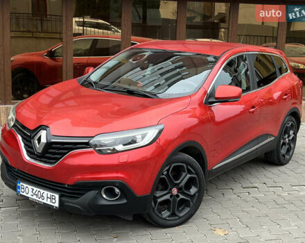 Красный Рено Kadjar, объемом двигателя 1.5 л и пробегом 196 тыс. км за 13950 $, фото 19 на Automoto.ua