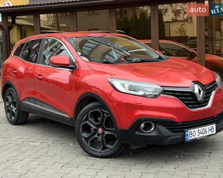 Красный Рено Kadjar, объемом двигателя 1.5 л и пробегом 196 тыс. км за 13950 $, фото 5 на Automoto.ua
