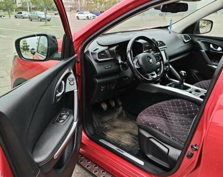 Красный Рено Kadjar, объемом двигателя 1.46 л и пробегом 185 тыс. км за 18500 $, фото 11 на Automoto.ua