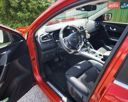 Красный Рено Kadjar, объемом двигателя 1.46 л и пробегом 145 тыс. км за 18200 $, фото 6 на Automoto.ua