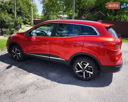Красный Рено Kadjar, объемом двигателя 1.46 л и пробегом 145 тыс. км за 18200 $, фото 12 на Automoto.ua