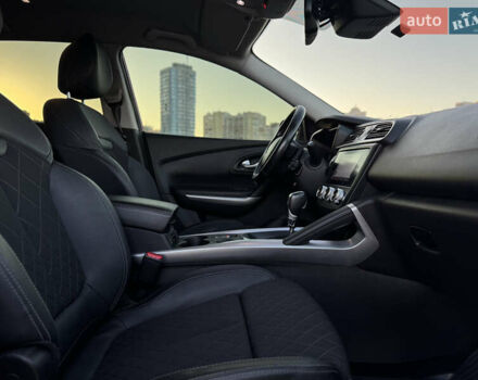 Червоний Рено Kadjar, об'ємом двигуна 1.46 л та пробігом 117 тис. км за 20900 $, фото 39 на Automoto.ua