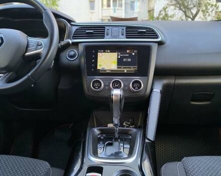 Рено Kadjar 2020 в Одессе на Automoto.ua Красный Рено Kadjar, объемом двигателя 1.46 л и пробегом 68 тыс. км за 22868 $, фото 6 на Automoto.ua