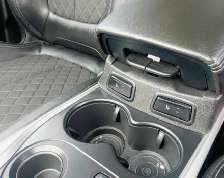 Рено Kadjar 2020 в Кривом Роге на Automoto.ua Красный Рено Kadjar, объемом двигателя 1.5 л и пробегом 42 тыс. км за 13000 $, фото 9 на Automoto.ua