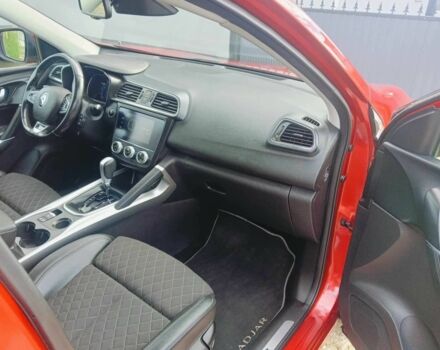 Рено Kadjar 2020 в Кривом Роге на Automoto.ua Красный Рено Kadjar, объемом двигателя 1.5 л и пробегом 42 тыс. км за 13000 $, фото 11 на Automoto.ua