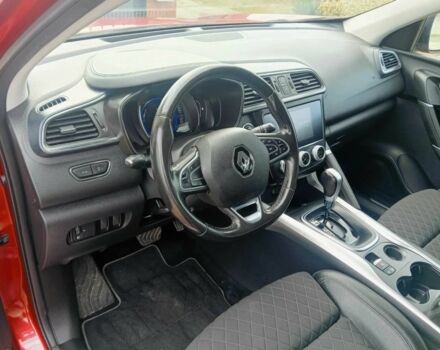 Рено Kadjar 2020 в Кривом Роге на Automoto.ua Красный Рено Kadjar, объемом двигателя 1.5 л и пробегом 42 тыс. км за 13000 $, фото 8 на Automoto.ua