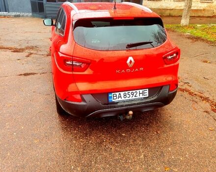 Красный Рено Kadjar, объемом двигателя 1.2 л и пробегом 177 тыс. км за 10700 $, фото 1 на Automoto.ua