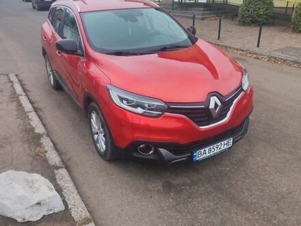 Рено Kadjar 2015 у Александрие на Automoto.ua Червоний Рено Kadjar, об'ємом двигуна 1.2 л та пробігом 177 тис. км за 11000 $, фото 1 на Automoto.ua