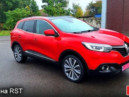 Красный Рено Kadjar, объемом двигателя 1.6 л и пробегом 140 тыс. км за 15300 $, фото 1 на Automoto.ua