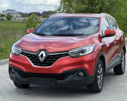 Красный Рено Kadjar, объемом двигателя 1.5 л и пробегом 196 тыс. км за 14500 $, фото 1 на Automoto.ua