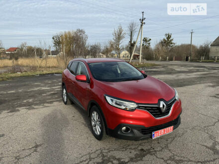 Красный Рено Kadjar, объемом двигателя 1.46 л и пробегом 260 тыс. км за 13450 $, фото 1 на Automoto.ua