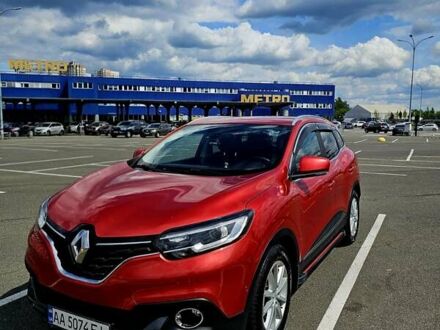 Рено Kadjar 2016 в Киеве на Automoto.ua Красный Рено Kadjar, объемом двигателя 1.46 л и пробегом 228 тыс. км за 14500 $, фото 1 на Automoto.ua