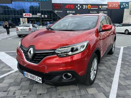 Рено Kadjar 2017 у Вінниці на Automoto.ua Червоний Рено Kadjar, об'ємом двигуна 1.2 л та пробігом 56 тис. км за 15900 $, фото 1 на Automoto.ua