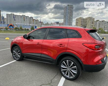 Красный Рено Kadjar, объемом двигателя 1.46 л и пробегом 207 тыс. км за 19200 $, фото 1 на Automoto.ua