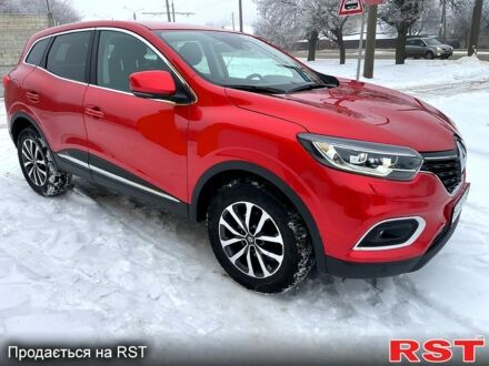 Красный Рено Kadjar, объемом двигателя 1.5 л и пробегом 80 тыс. км за 18200 $, фото 1 на Automoto.ua