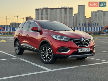 Красный Рено Kadjar, объемом двигателя 1.46 л и пробегом 117 тыс. км за 20900 $, фото 1 на Automoto.ua