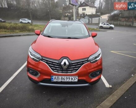 Красный Рено Kadjar, объемом двигателя 1.46 л и пробегом 143 тыс. км за 17300 $, фото 1 на Automoto.ua