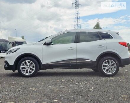 Рено Kadjar, объемом двигателя 1.6 л и пробегом 249 тыс. км за 13899 $, фото 12 на Automoto.ua