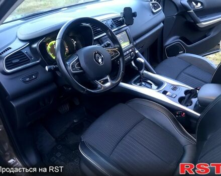 Рено Kadjar, объемом двигателя 1.5 л и пробегом 241 тыс. км за 15500 $, фото 5 на Automoto.ua