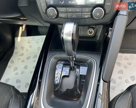 Рено Kadjar, объемом двигателя 1.46 л и пробегом 125 тыс. км за 15727 $, фото 24 на Automoto.ua