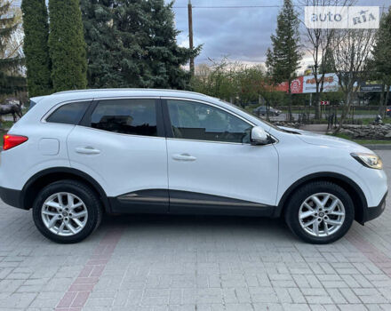 Рено Kadjar, объемом двигателя 1.6 л и пробегом 256 тыс. км за 14600 $, фото 16 на Automoto.ua