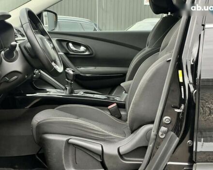 Рено Kadjar, объемом двигателя 1.6 л и пробегом 175 тыс. км за 16302 $, фото 23 на Automoto.ua