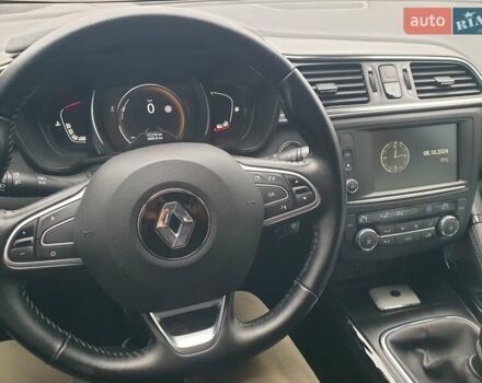 Рено Kadjar, объемом двигателя 1.46 л и пробегом 152 тыс. км за 16150 $, фото 12 на Automoto.ua