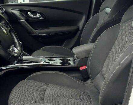 Рено Kadjar, объемом двигателя 1.5 л и пробегом 260 тыс. км за 15100 $, фото 6 на Automoto.ua