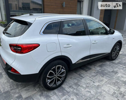 Рено Kadjar, об'ємом двигуна 1.6 л та пробігом 184 тис. км за 17800 $, фото 10 на Automoto.ua