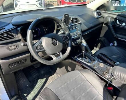 Рено Kadjar, объемом двигателя 1.5 л и пробегом 85 тыс. км за 18800 $, фото 13 на Automoto.ua