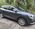 Серый Рено Kadjar, объемом двигателя 1.5 л и пробегом 167 тыс. км за 18989 $, фото 1 на Automoto.ua