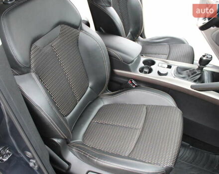 Серый Рено Kadjar, объемом двигателя 1.6 л и пробегом 92 тыс. км за 17500 $, фото 20 на Automoto.ua