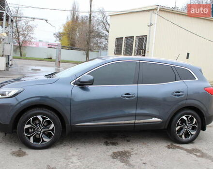 Серый Рено Kadjar, объемом двигателя 1.6 л и пробегом 92 тыс. км за 17500 $, фото 2 на Automoto.ua