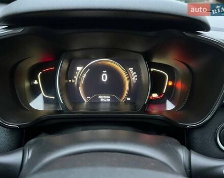 Серый Рено Kadjar, объемом двигателя 1.46 л и пробегом 275 тыс. км за 14600 $, фото 26 на Automoto.ua