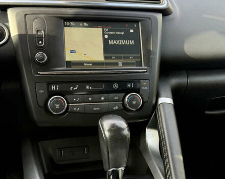 Сірий Рено Kadjar, об'ємом двигуна 1.46 л та пробігом 275 тис. км за 12900 $, фото 45 на Automoto.ua