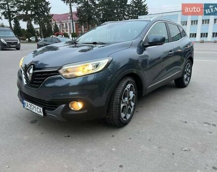 Серый Рено Kadjar, объемом двигателя 1.46 л и пробегом 275 тыс. км за 14600 $, фото 2 на Automoto.ua