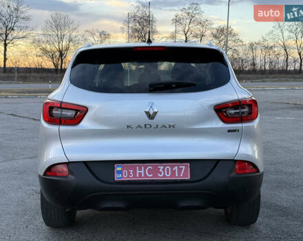 Серый Рено Kadjar, объемом двигателя 1.5 л и пробегом 134 тыс. км за 16500 $, фото 13 на Automoto.ua