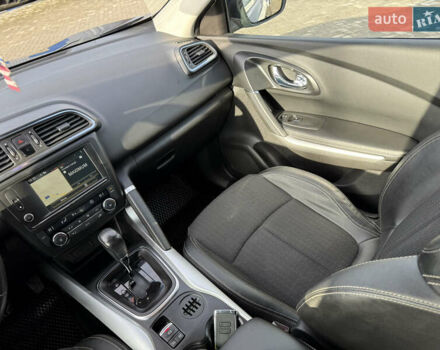 Сірий Рено Kadjar, об'ємом двигуна 1.46 л та пробігом 275 тис. км за 12900 $, фото 44 на Automoto.ua